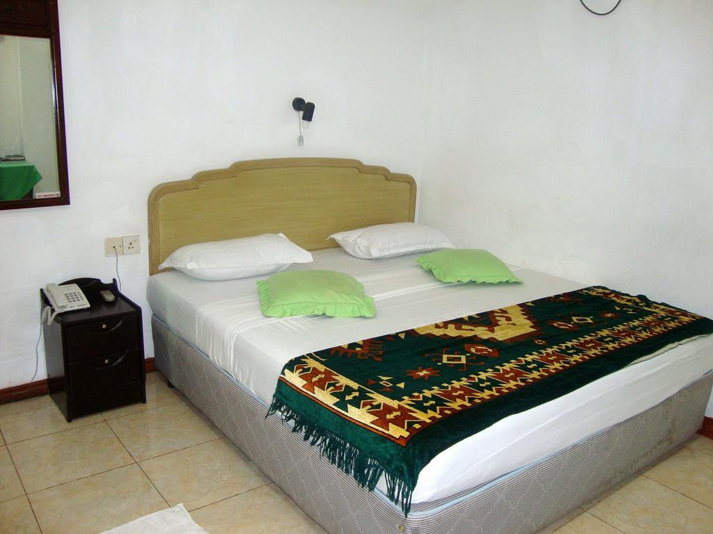 טרינקומאלה Green Park Beach Hotel חדר תמונה