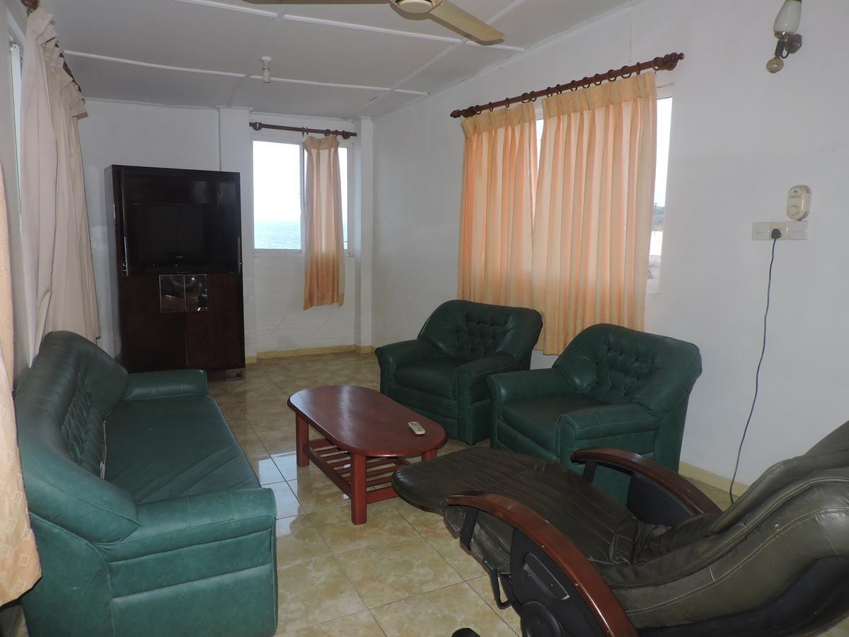 טרינקומאלה Green Park Beach Hotel מראה חיצוני תמונה