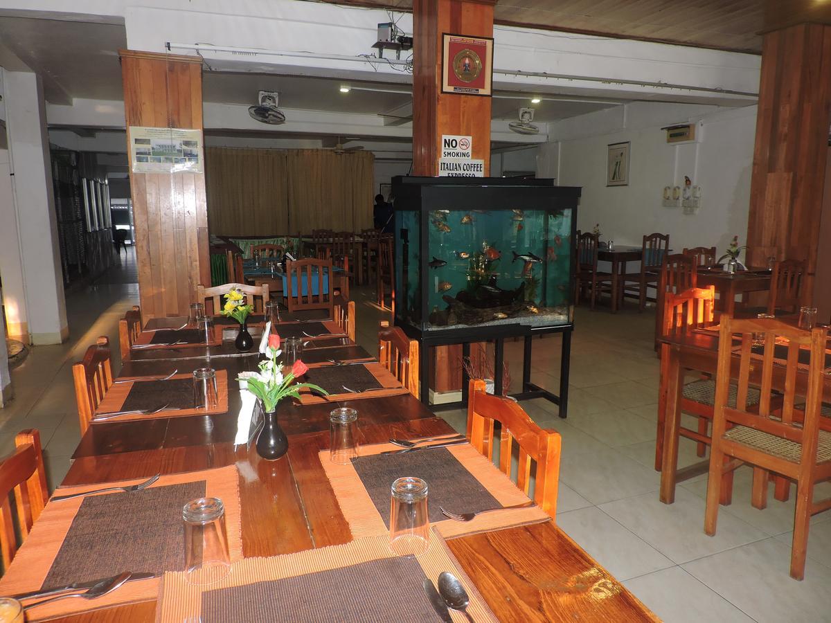 טרינקומאלה Green Park Beach Hotel מראה חיצוני תמונה