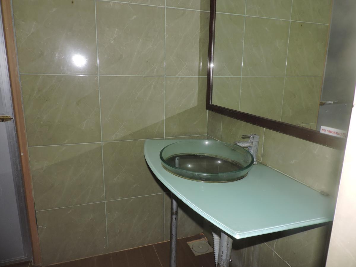 טרינקומאלה Green Park Beach Hotel מראה חיצוני תמונה