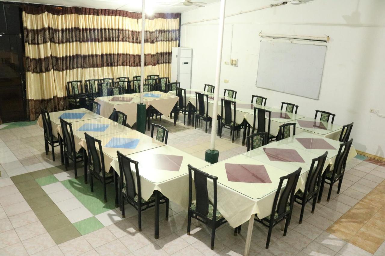 טרינקומאלה Green Park Beach Hotel מראה חיצוני תמונה